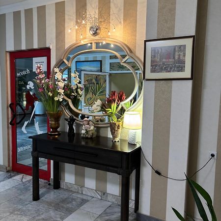 Apart Hotel Central Razgrad מראה חיצוני תמונה