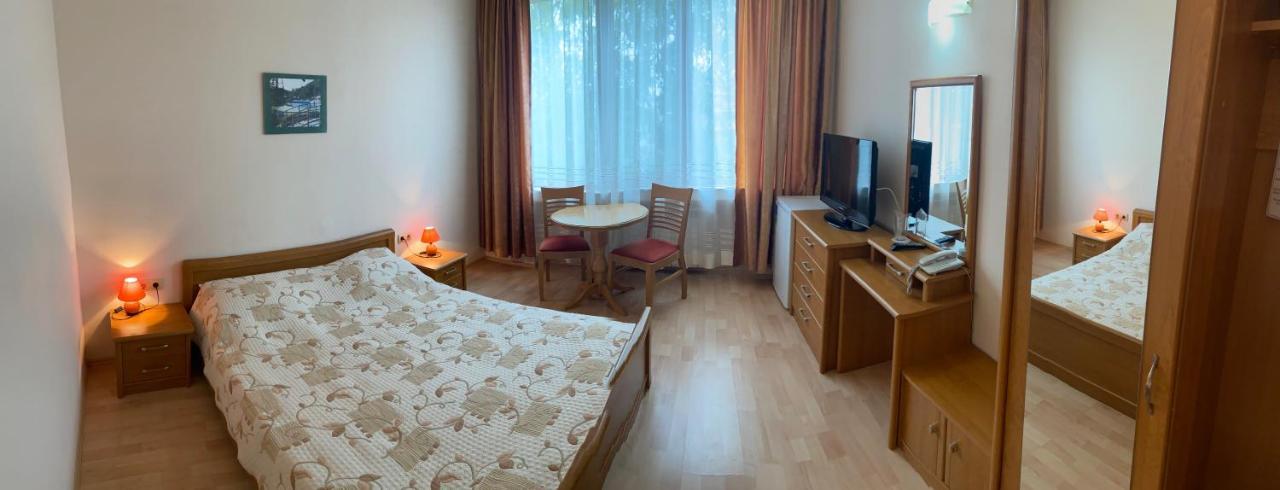 Apart Hotel Central Razgrad מראה חיצוני תמונה