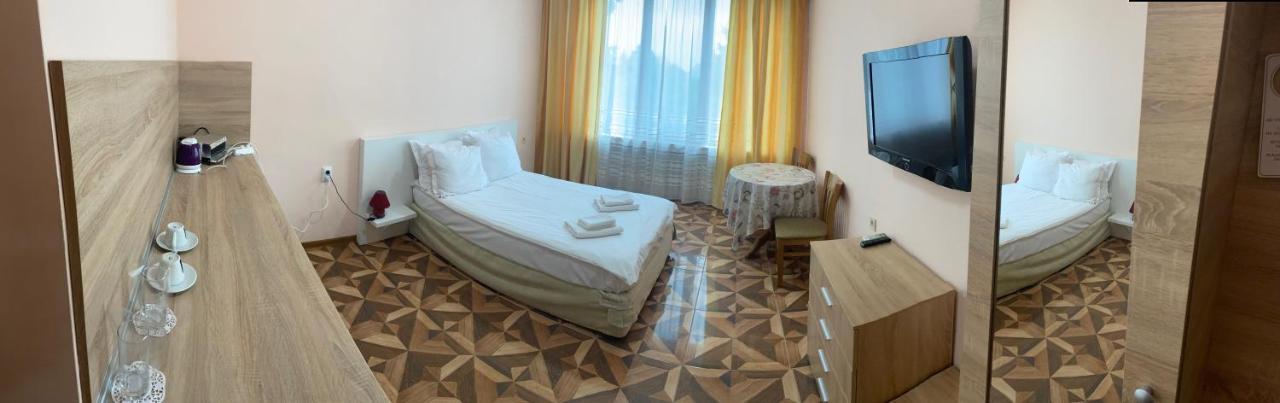 Apart Hotel Central Razgrad מראה חיצוני תמונה