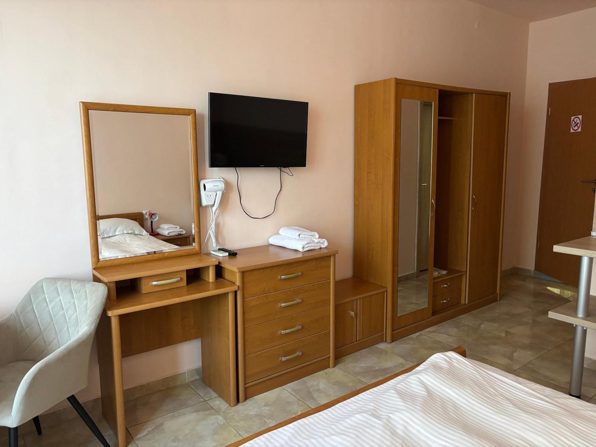Apart Hotel Central Razgrad מראה חיצוני תמונה