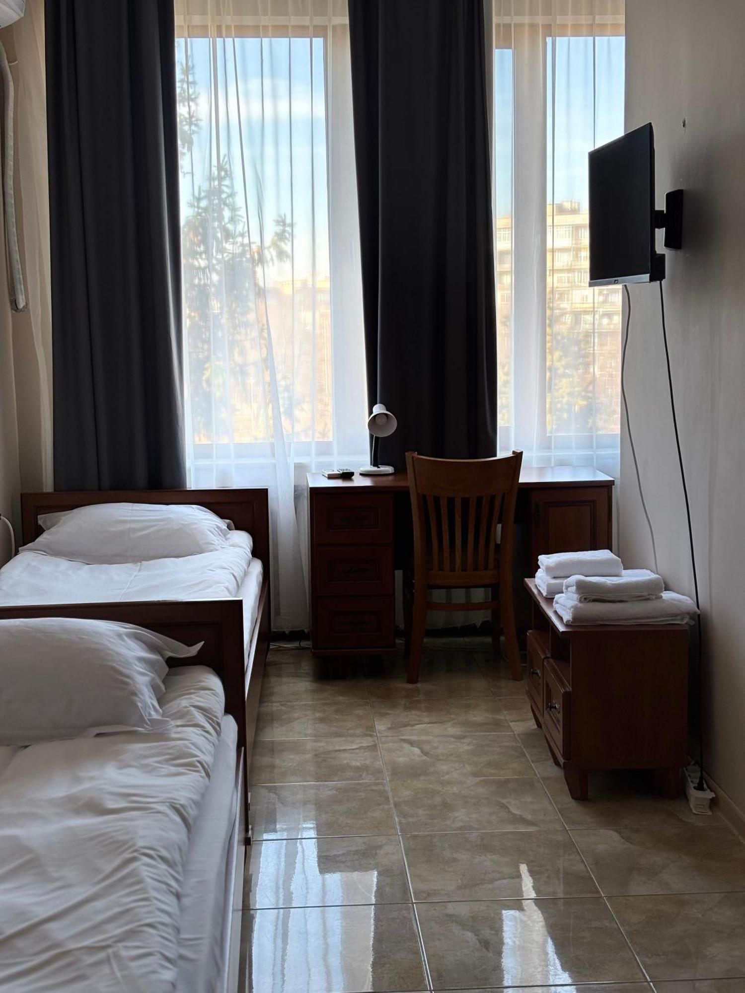 Apart Hotel Central Razgrad מראה חיצוני תמונה