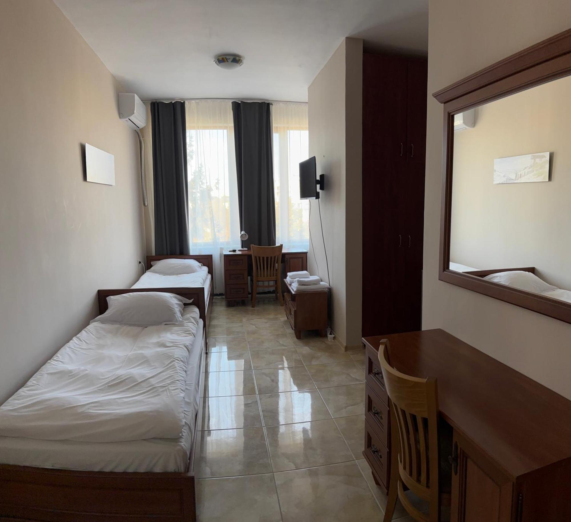 Apart Hotel Central Razgrad מראה חיצוני תמונה